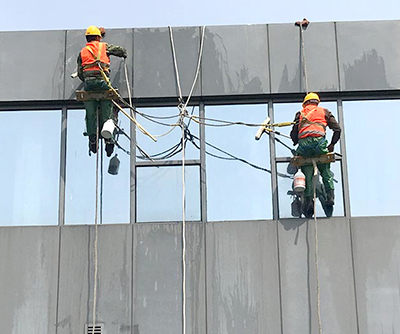 楼宇建筑物外高空作业